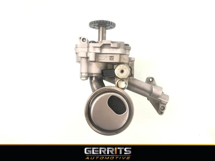 Gebruikte Oliepomp Opel Astra K 1.4 Turbo 16V Prijs € 52,80 Margeregeling aangeboden door Gerrits Automotive BV