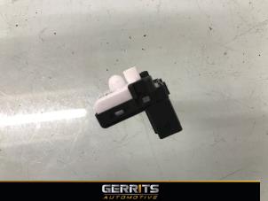 Gebruikte Lichtsensor Hyundai i10 (B5) 1.0 12V Prijs € 21,98 Margeregeling aangeboden door Gerrits Automotive BV