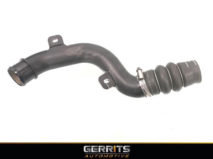 Gebruikte Intercooler Buis Ford Transit Connect 1.8 Tddi Prijs € 34,10 Margeregeling aangeboden door Gerrits Automotive BV