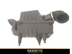 Gebruikte Luchtfilterhuis Ford Transit Connect 1.8 Tddi Prijs € 27,48 Margeregeling aangeboden door Gerrits Automotive BV