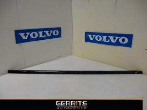 Gebruikte Raamlikker Volvo V60 I (FW/GW) 2.0 D4 16V Prijs € 31,90 Margeregeling aangeboden door Gerrits Automotive