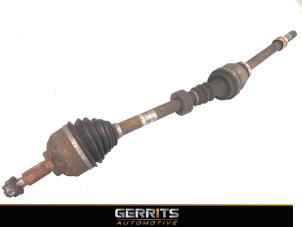 Gebruikte Steekas rechts-voor Renault Espace (JK) 2.0 16V Turbo Kat. Prijs € 83,60 Margeregeling aangeboden door Gerrits Automotive BV