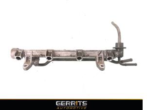 Gebruikte Injector brug Suzuki Alto (RF410) 1.1 16V Prijs € 21,98 Margeregeling aangeboden door Gerrits Automotive BV