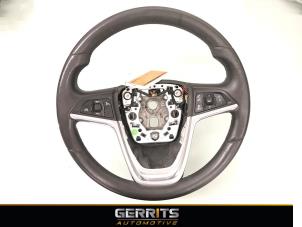 Gebruikte Stuurwiel Opel Insignia Sports Tourer 2.0 CDTI 16V 130 ecoFLEX Prijs € 51,70 Margeregeling aangeboden door Gerrits Automotive BV