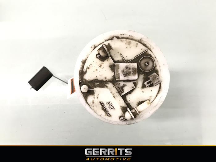 Gebruikte Tank element Pomp Renault Scénic II (JM) 2.0 16V Prijs € 72,60 Margeregeling aangeboden door Gerrits Automotive BV