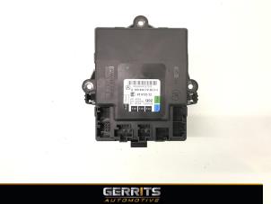 Gebruikte Deur module Mercedes A (W169) 1.5 A-150 3-Drs. Prijs € 30,80 Margeregeling aangeboden door Gerrits Automotive BV