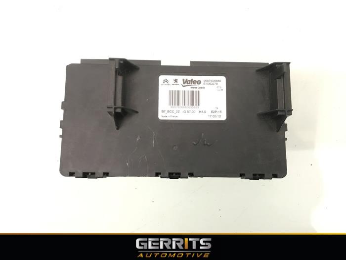 Computer Kachel van een Citroën C4 Berline (NC) 2.0 HDI 150 2012