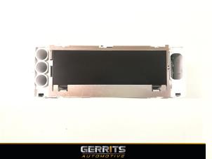 Gebruikte Display Interieur Renault Megane III Berline (BZ) 1.4 16V TCe 130 Prijs € 26,40 Margeregeling aangeboden door Gerrits Automotive BV