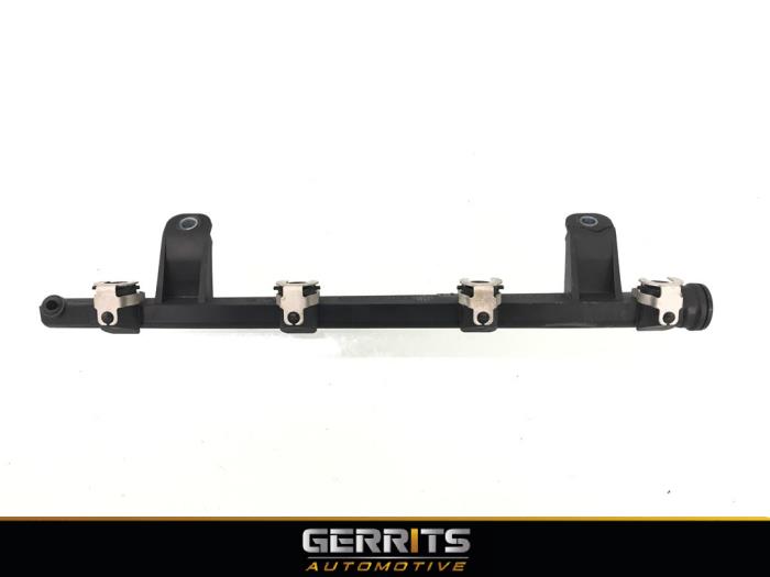 Gebruikte Injector brug Dacia Sandero I (BS) 1.6 MPI 85 Prijs € 51,70 Margeregeling aangeboden door Gerrits Automotive BV