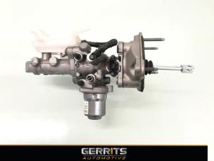 Gebruikte Hoofdremcilinder Renault Zoé (AG) R90 Prijs € 149,99 Margeregeling aangeboden door Gerrits Automotive BV