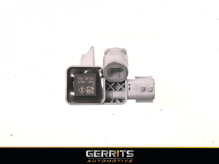 Gebruikte Airbag Sensor Renault Megane III Grandtour (KZ) 1.5 dCi 110 Prijs € 21,98 Margeregeling aangeboden door Gerrits Automotive BV