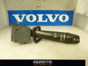 Gebruikte Ruitenwis Schakelaar Volvo V70 (SW) 2.4 D5 20V Prijs € 21,98 Margeregeling aangeboden door Gerrits Automotive BV