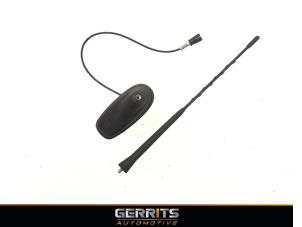 Gebruikte Antenne Citroen C3 Picasso (SH) 1.4 16V VTI 95 GPL Prijs € 30,80 Margeregeling aangeboden door Gerrits Automotive