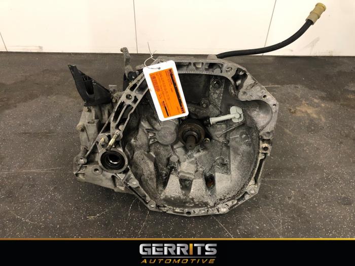Gebruikte Versnellingsbak Renault Clio III (BR/CR) 1.5 dCi 70 Prijs € 224,40 Margeregeling aangeboden door Gerrits Automotive BV