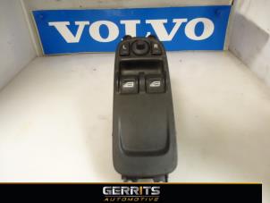 Gebruikte Elektrisch Raam Schakelaar Volvo C30 (EK/MK) 1.6 D 16V Prijs € 25,30 Margeregeling aangeboden door Gerrits Automotive BV