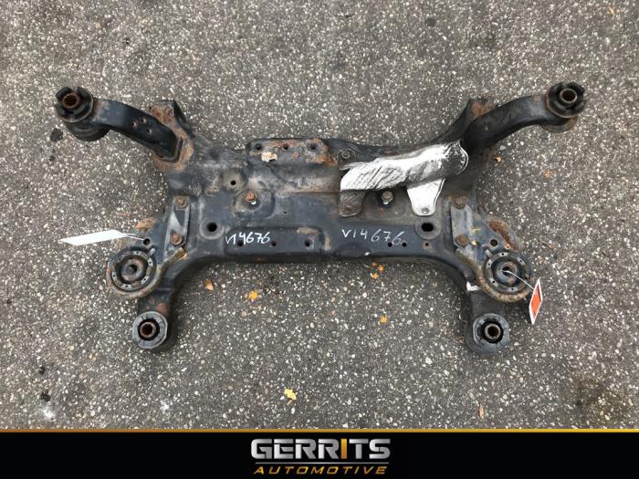 Gebruikte Subframe Dodge Avenger (JS) 2.0 CRD 16V Prijs € 168,30 Margeregeling aangeboden door Gerrits Automotive BV