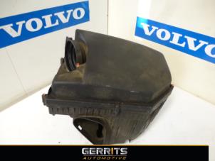 Gebruikte Luchtfilterhuis Volvo V70 (BW) 2.4 D 20V Prijs € 46,20 Margeregeling aangeboden door Gerrits Automotive