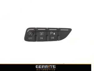Gebruikte Schakelaar Ford C-Max (DXA) 1.6 TDCi 16V Prijs € 21,98 Margeregeling aangeboden door Gerrits Automotive