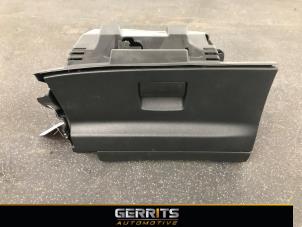 Gebruikte Dashboardkastje Ford Galaxy (WA6) 2.0 16V Prijs € 48,40 Margeregeling aangeboden door Gerrits Automotive BV