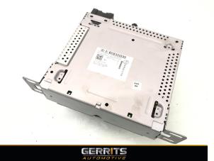 Gebruikte Navigatie Module Renault Zoé (AG) 46kW Prijs € 148,48 Margeregeling aangeboden door Gerrits Automotive BV
