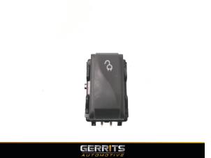 Gebruikte Schakelaar Renault Zoé (AG) 46kW Prijs € 19,99 Margeregeling aangeboden door Gerrits Automotive BV