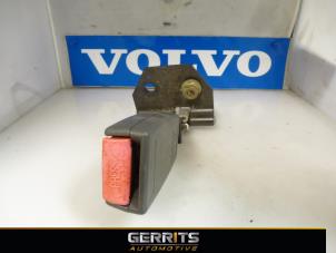 Gebruikte Veiligheidsgordel Insteek links-achter Volvo V40 (VW) 1.8 16V Prijs € 21,98 Margeregeling aangeboden door Gerrits Automotive