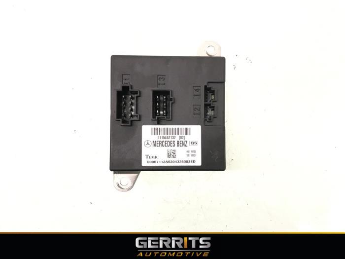 Gebruikte Bodycontrol Module Mercedes E (W211) 4.0 E-400 CDI 32V Prijs € 39,60 Margeregeling aangeboden door Gerrits Automotive BV