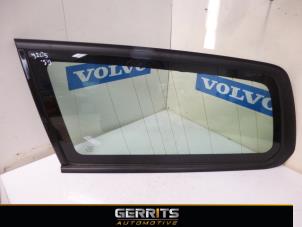 Gebruikte Achterruit Volvo V70 (BW) 2.0 D 16V Prijs € 50,60 Margeregeling aangeboden door Gerrits Automotive