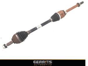 Gebruikte Homokineetas rechts-voor Renault Zoé (AG) 46kW Prijs € 153,98 Margeregeling aangeboden door Gerrits Automotive BV