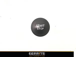 Gebruikte Start/Stop schakelaar Renault Zoé (AG) 65kW Prijs € 19,99 Margeregeling aangeboden door Gerrits Automotive