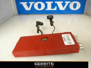 Gebruikte Antenne Versterker Volvo V70 (BW) 2.0 D 16V Prijs € 25,30 Margeregeling aangeboden door Gerrits Automotive