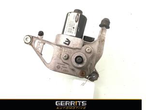 Gebruikte Ruitenwismotor + Mechaniek Ford B-Max (JK8) 1.0 EcoBoost 12V 100 Prijs € 96,80 Margeregeling aangeboden door Gerrits Automotive BV