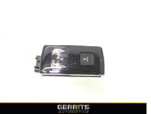 Gebruikte Binnenverlichting achter Citroen DS5 (KD/KF) 2.0 165 HYbrid4 16V Prijs € 21,98 Margeregeling aangeboden door Gerrits Automotive