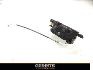 Gebruikte Deurslot Mechaniek 4Deurs links-voor Citroen DS5 (KD/KF) 2.0 165 HYbrid4 16V Prijs € 65,98 Margeregeling aangeboden door Gerrits Automotive