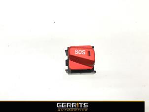 Gebruikte SOS knop Citroen DS5 (KD/KF) 2.0 165 HYbrid4 16V Prijs € 54,98 Margeregeling aangeboden door Gerrits Automotive