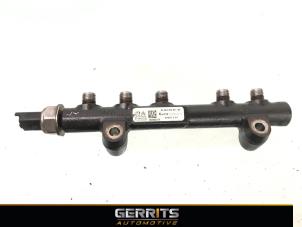 Gebruikte Injector brug Ford Focus 3 Wagon 1.6 TDCi Prijs € 24,99 Margeregeling aangeboden door Gerrits Automotive BV