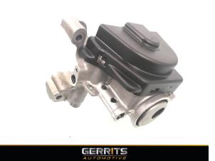 Gebruikte Oliepomp Ford Fiesta 6 (JA8) 1.0 SCI 12V 80 Prijs € 82,48 Margeregeling aangeboden door Gerrits Automotive BV