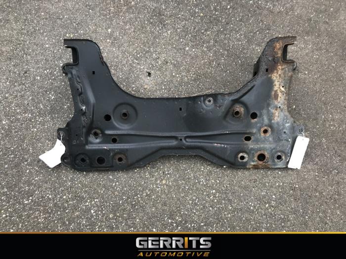 Subframe van een Ford Transit Connect 1.8 TDCi 75 2007