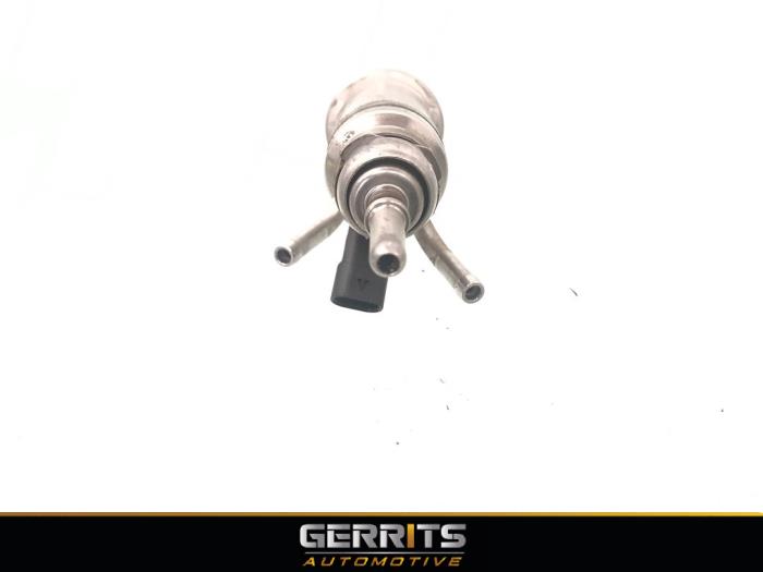 Adblue injector van een BMW 2 serie Gran Tourer (F46) 218d 2.0 TwinPower Turbo 16V 2020