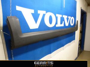 Gebruikte Sideskirt links Volvo XC70 (BZ) 2.4 D5 20V AWD Prijs € 66,00 Margeregeling aangeboden door Gerrits Automotive