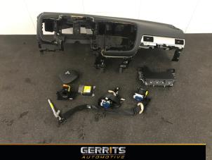 Gebruikte Module + Airbag Set Mitsubishi Outlander (GF/GG) 2.0 16V PHEV 4x4 Prijs € 799,99 Margeregeling aangeboden door Gerrits Automotive BV