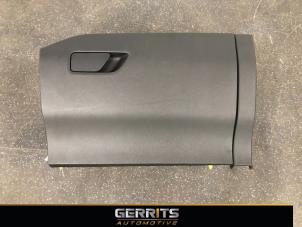 Gebruikte Dashboardkastje Ford Focus 4 Wagon 1.0 Ti-VCT EcoBoost 12V 125 Prijs € 54,98 Margeregeling aangeboden door Gerrits Automotive BV