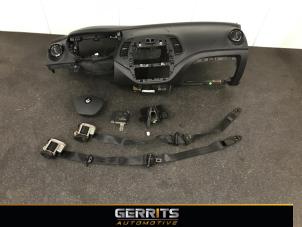 Gebruikte Airbag Set + Module Renault Captur (2R) 1.2 TCE 16V EDC Prijs € 1.149,99 Margeregeling aangeboden door Gerrits Automotive
