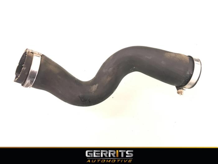 Gebruikte Intercooler Slang Ford Focus 3 1.0 Ti-VCT EcoBoost 12V 125 Prijs € 21,98 Margeregeling aangeboden door Gerrits Automotive BV