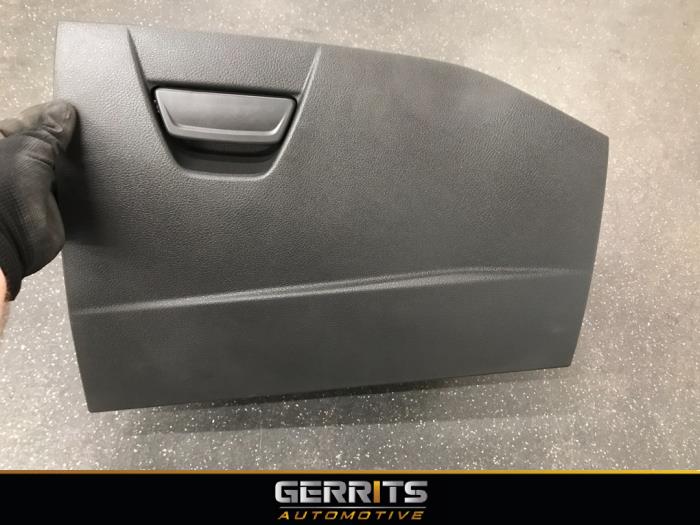 Glovebox Ford Focus
