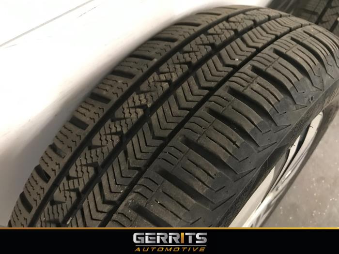 Velgen set + banden Volkswagen Up! eUp! 1S0601025AH Lichtmetaal VREDESTEIN