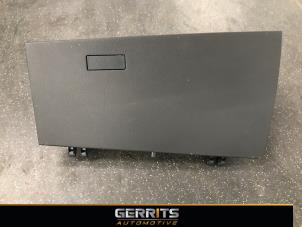 Gebruikte Dashboardkastje Toyota C-HR (X1,X5) 1.8 16V Hybrid Prijs € 82,48 Margeregeling aangeboden door Gerrits Automotive BV