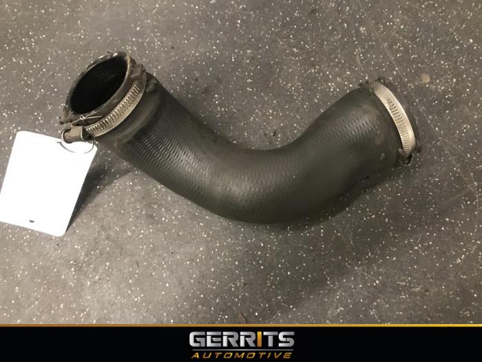Gebruikte Intercooler Slang Audi A5 Quattro (B8C/S) 3.0 TDI V6 24V Prijs € 21,98 Margeregeling aangeboden door Gerrits Automotive BV