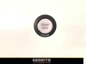 Gebruikte Start/Stop schakelaar Nissan 370 Z (Z34A) 3.7 V6 24V VVEL Prijs € 27,48 Margeregeling aangeboden door Gerrits Automotive