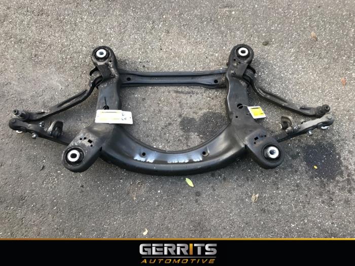 Gebruikte Subframe Audi A6 Quattro (C6) 3.2 V6 24V FSI Prijs € 109,98 Margeregeling aangeboden door Gerrits Automotive BV